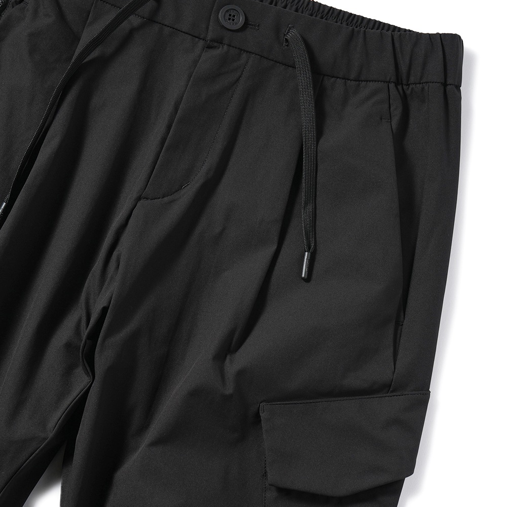 HERNO Laminar ヘルノ ラミナー ポリエステル ナチュラルストレッチ カーゴパンツ PT00007UL/12503 BLACK