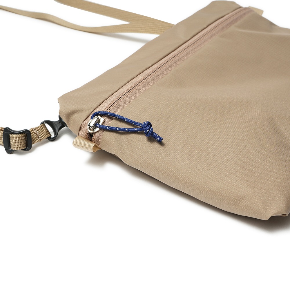 BACH バッハ CHEST POCKET CODURA リップストップナイロン 2way ショルダーバッグ SAND BEIGE