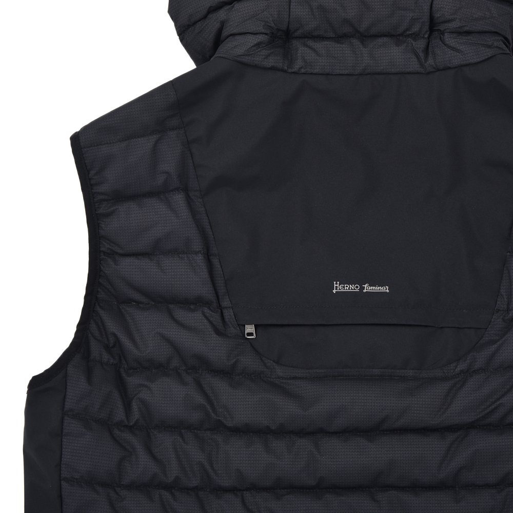 ヘルノ　ラミナー　ダウンベスト　黒　52 HERNO Laminar ヘルノ ラミナー リップストップナイロン