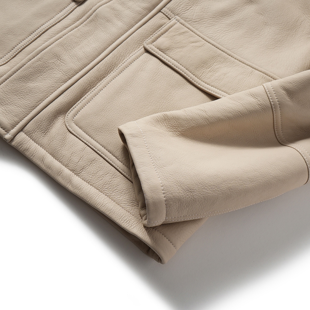 EMMETI エンメティ WALLAS SP MOUTON ウォーラス スペシャルムートン フーデッドブルゾン BEIGE