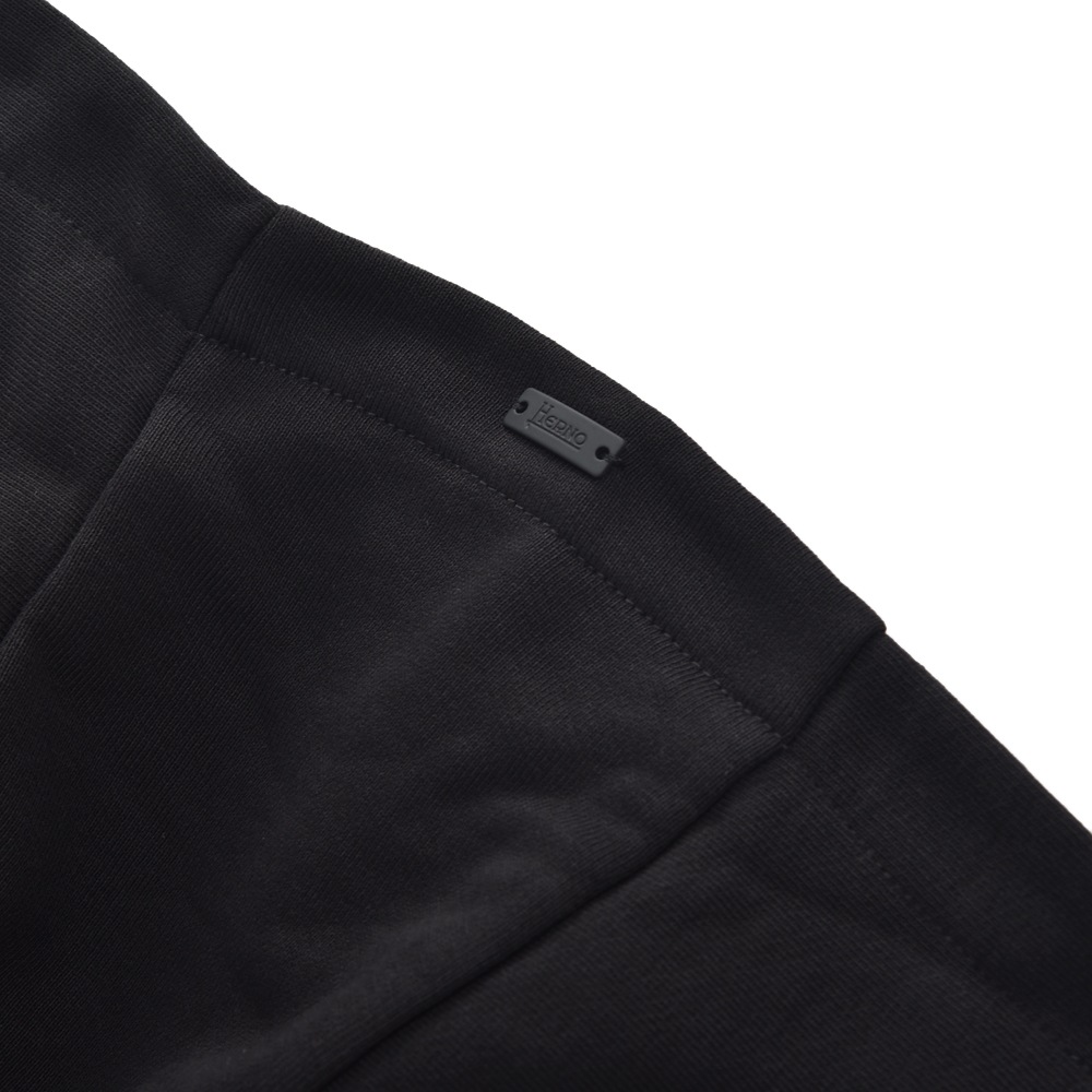 HERNO Laminar ヘルノ スウェット トレーナー 52(XL)ブラック HERNO Laminar ヘルノ スウェット トレーナー 52(XL)ブラック 楽天市場