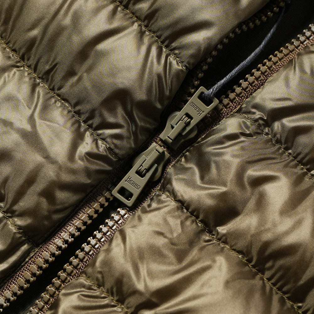 HERNO ヘルノ スウェット・ライトダウン フーデッドブルゾン PI001009U-12017＋13461S/I KH.GREEN