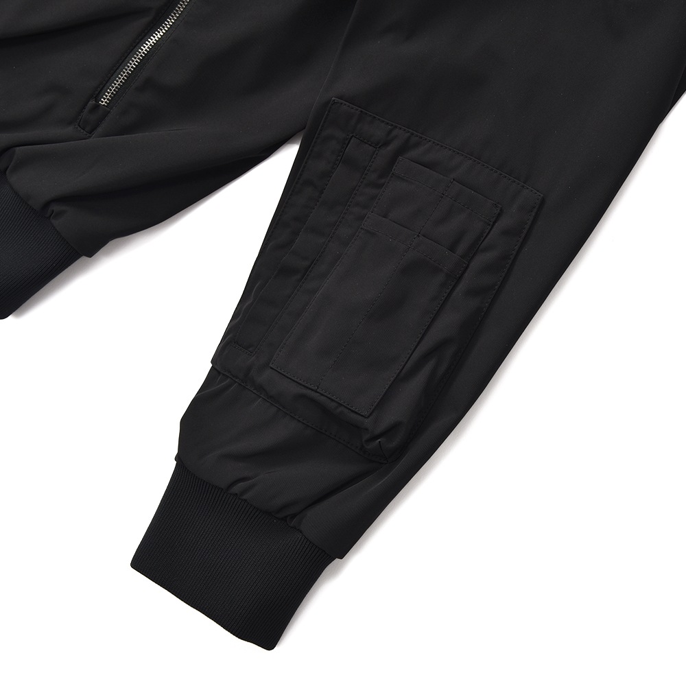 HERNO ヘルノ 高密度ポリエステル MA-1型ブルゾン GI000331U/12491 BLACK