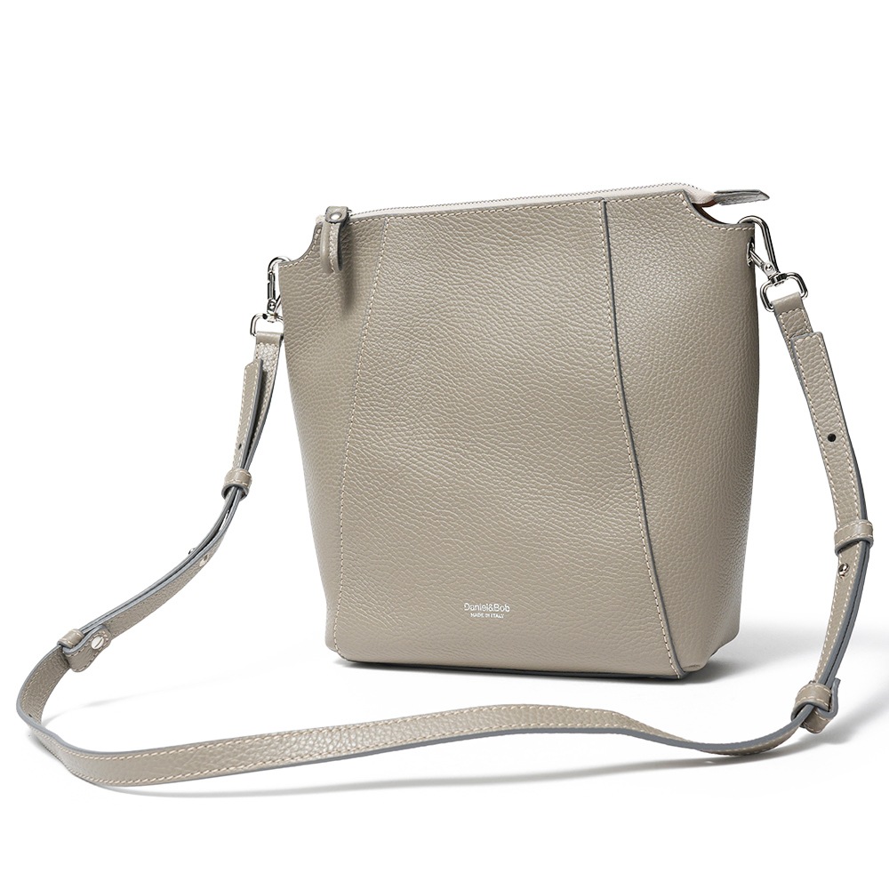 Daniel&Bob ダニエル&ボブ TOT SHOULDER ALCE accopiato トトショルダー アルチェ アコピアート TAUPE