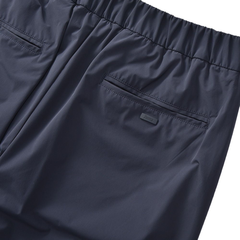 HERNO Laminar ヘルノ ラミナー ストレッチナイロン シャーリングパンツ PT00001UL/12691 NAVY 【国内正規品 ...