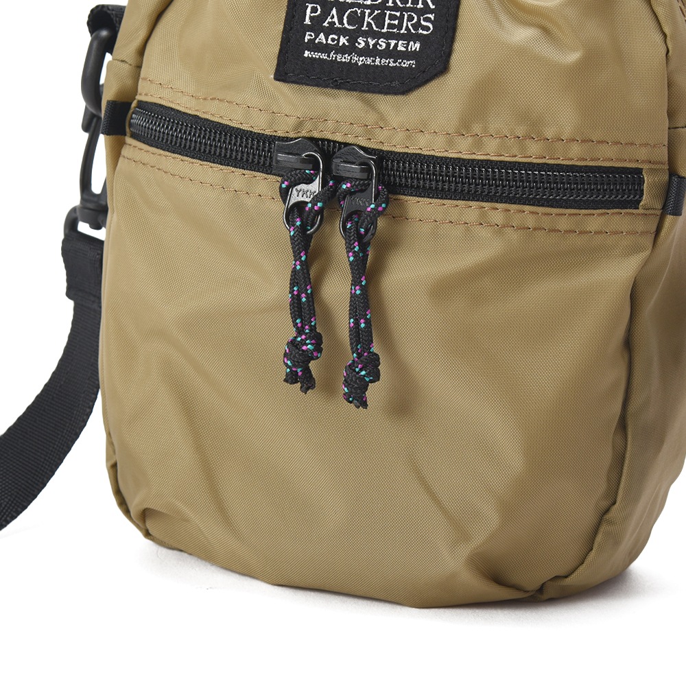 FREDRIK PACKERS フレドリックパッカーズ 210D ACTIVE SHOULDER M アクティブショルダーM KHAKI