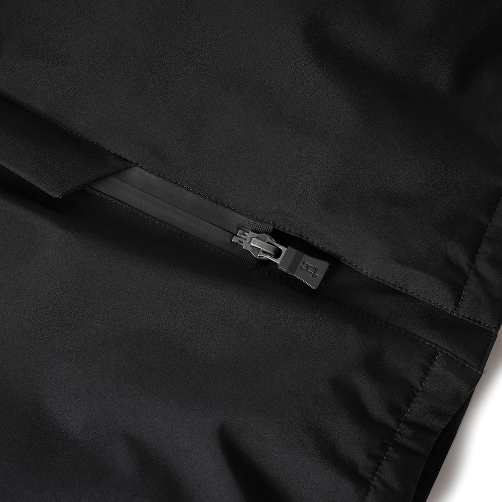 HERNO Laminar ヘルノ ラミナー ゴアテックス スタンドカラー ダウンコート PI00310UL-11123 BLACK