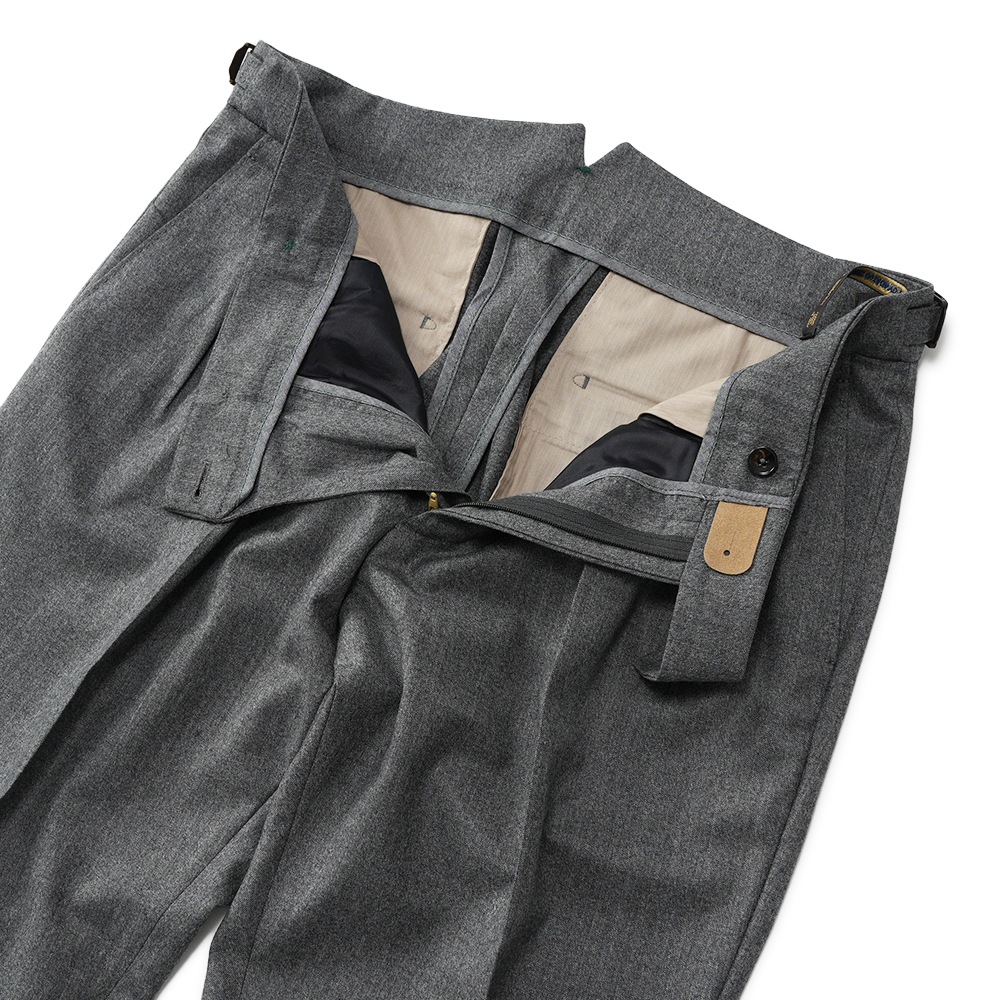 BERWICH ベルウィッチ SCOTCHスコッチ　カノニコ ウールサキソニー BERWICH（ベルウィッチ）SCOTCHスコッチ ウールサキソニーガン