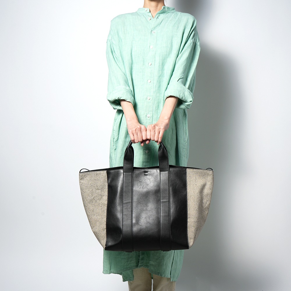 &MYUQ アンドミューク HOLLY ホリー ビッグ ハンドバッグ BLACK &MYUQ アンドミューク HOLLY ホリー ビッグ ハンドバッグ BLACK