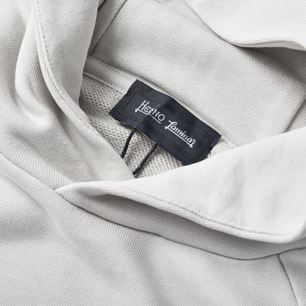 HERNO Laminar ヘルノ ラミナー エンボス ロゴ スウェット プル