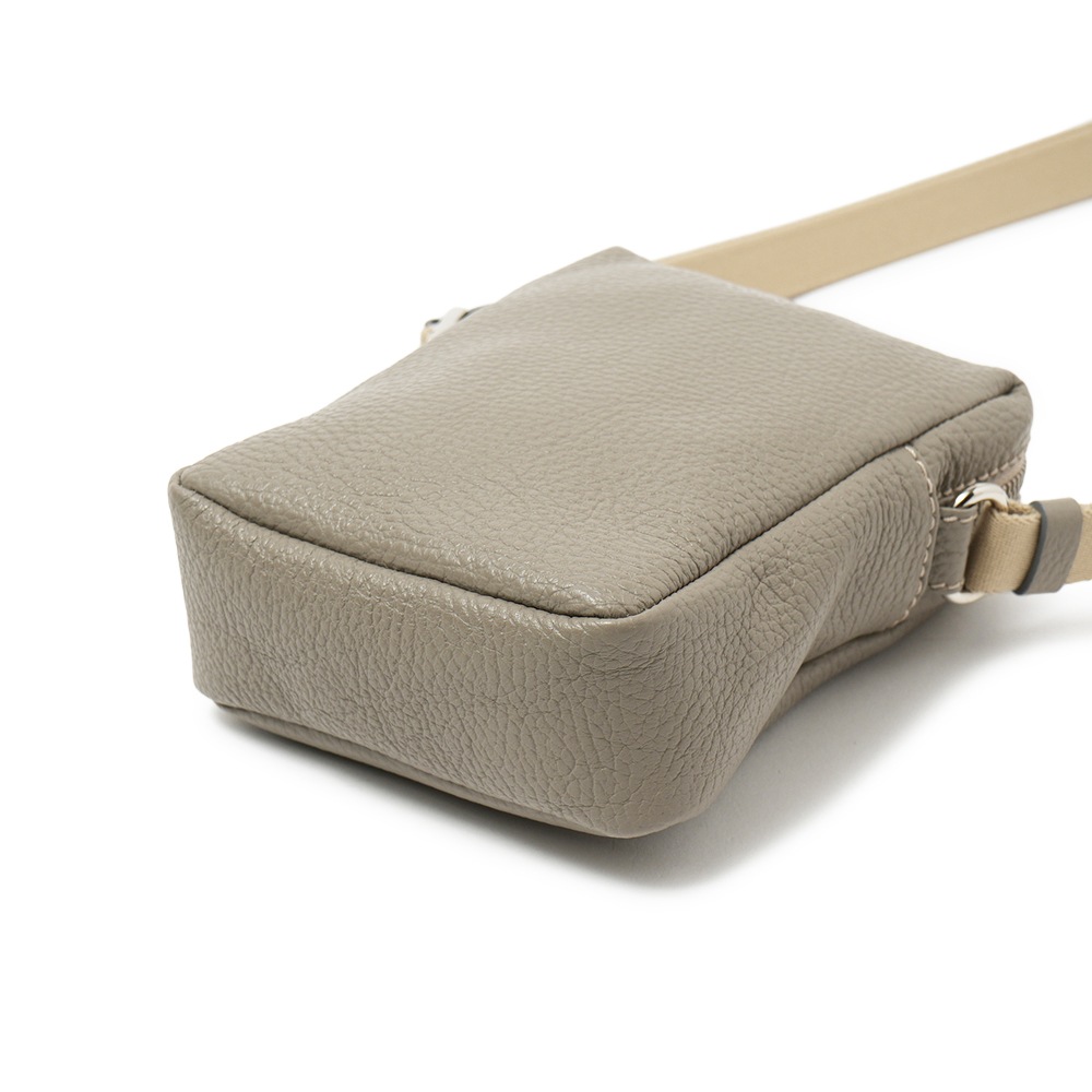 Daniel&Bob ダニエル&ボブ DADO-13 ALCE ダド アルチェ ミニショルダーバッグ TAUPE