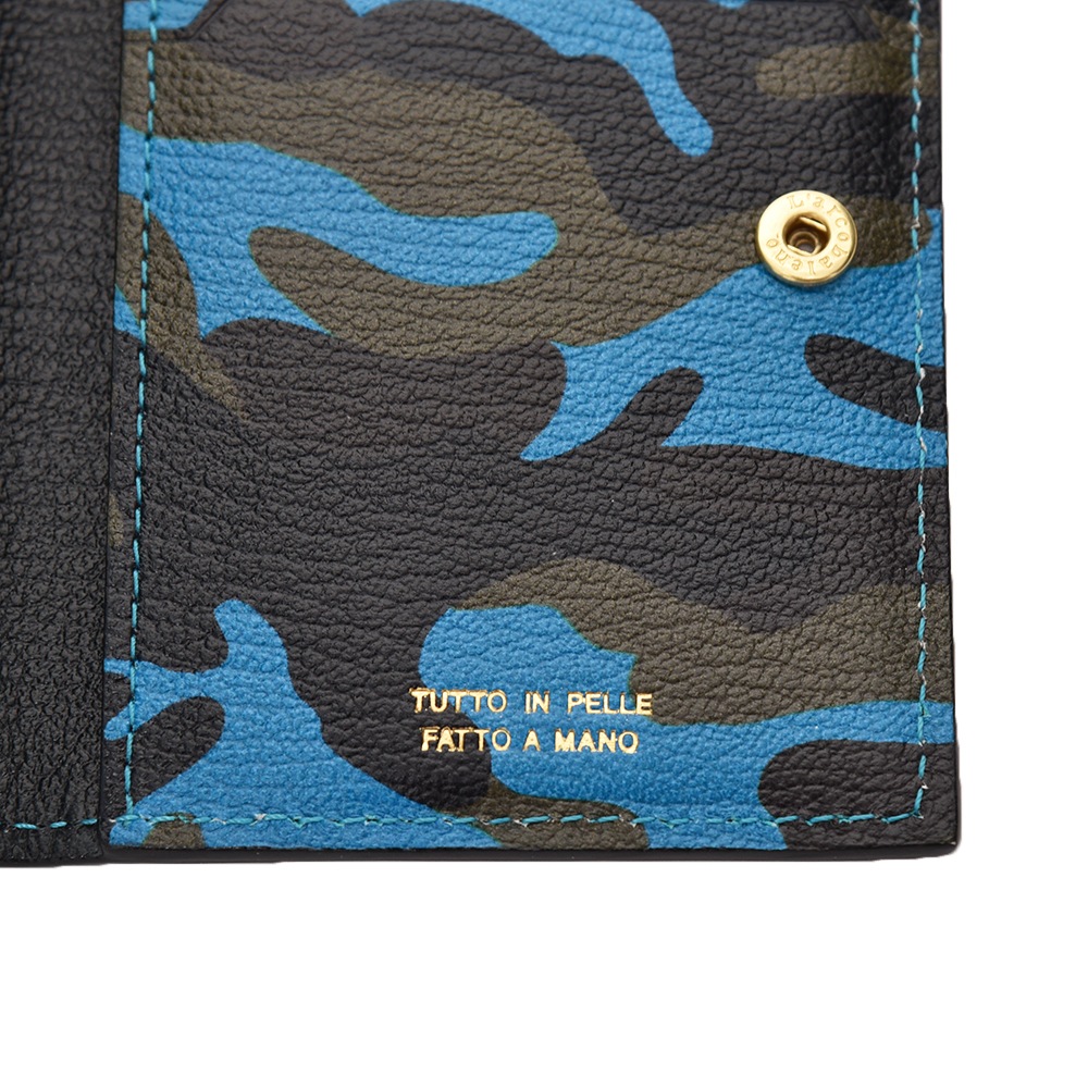 鮮やかなカモフラ柄が目を引くL'arcobalenoのiPhoneケース 【公式通販】