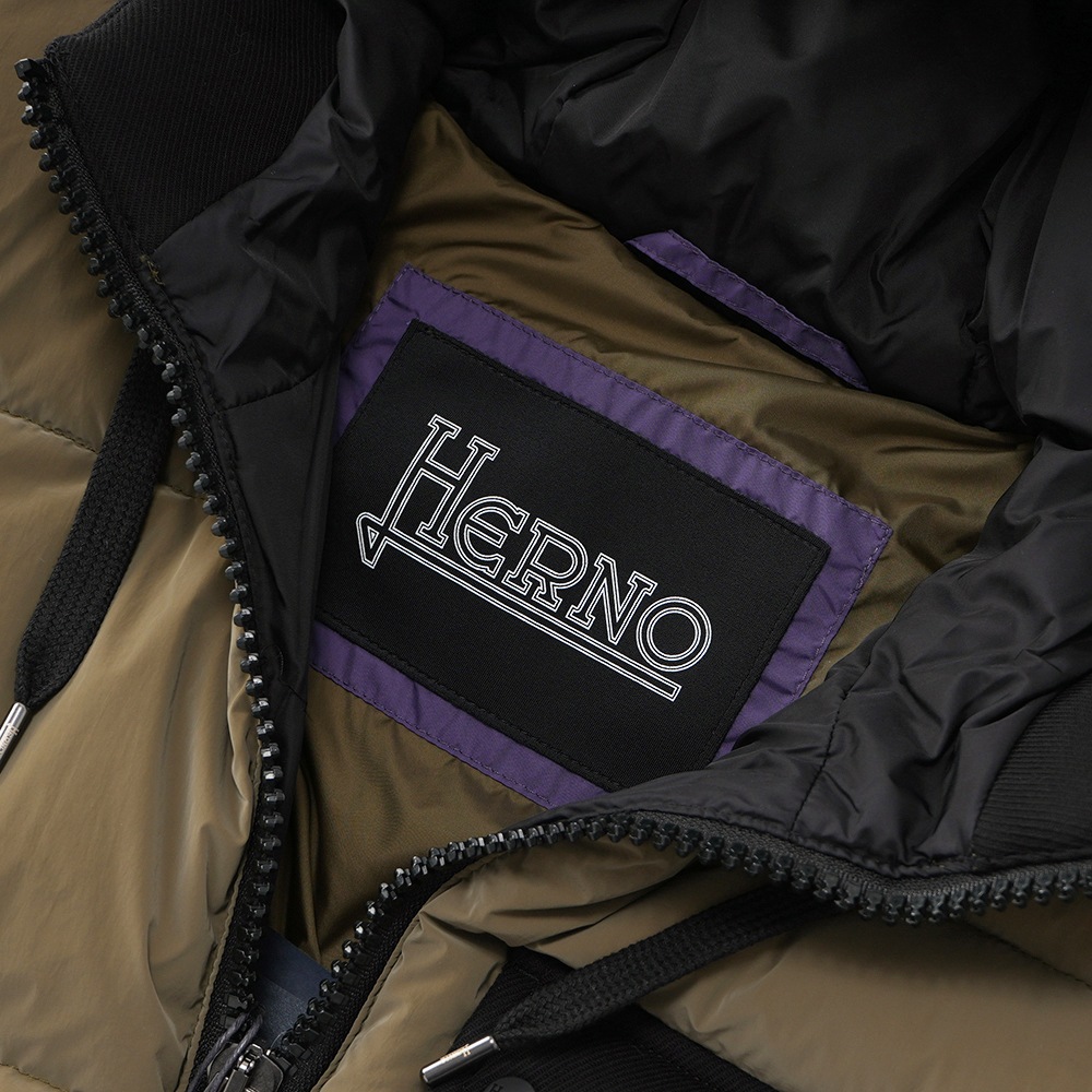 HERNO ヘルノ コーティング マットナイロン フーデッド ダウンジャケット PI001013U-12500＋39501/D KH.GREEN