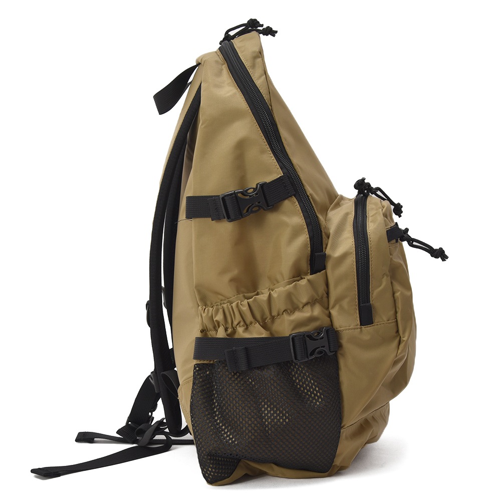 FREDRIK PACKERS フレドリックパッカーズ 210D DAY PACK TIPI デイパック KHAKI
