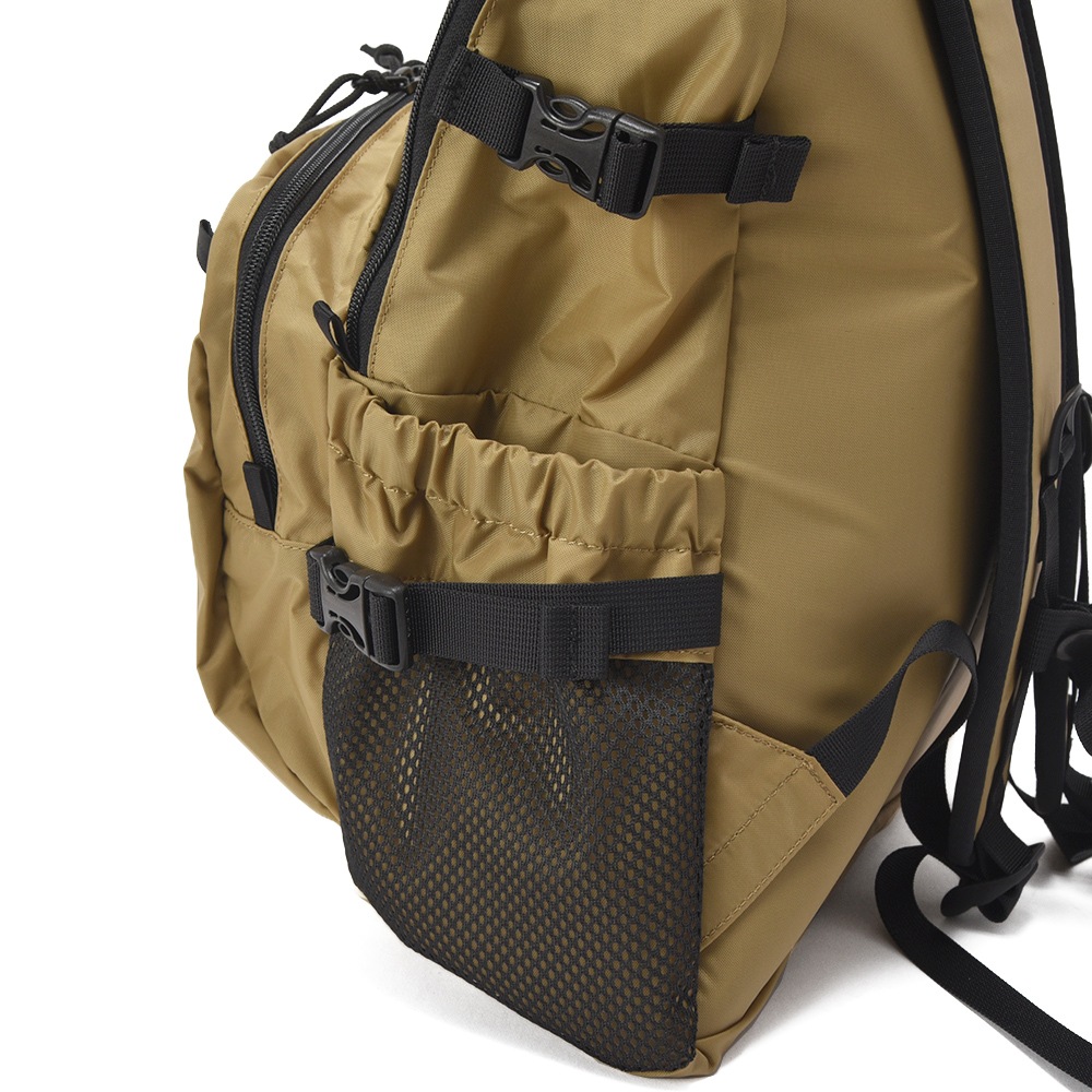 FREDRIK PACKERS フレドリックパッカーズ 210D DAY PACK TIPI デイパック KHAKI