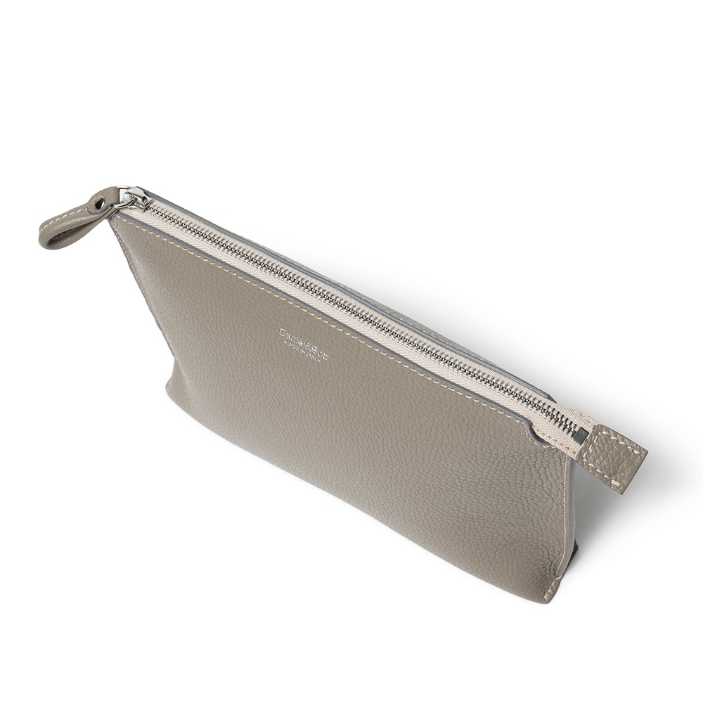Daniel&Bob ダニエル&ボブ OTELLO SHOULDER-24SH ALCE accopiato オテッロショルダー 24 アルチェアコピアート TAUPE