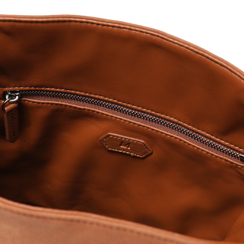 &MyuQ アンドミューク LOTI ヴィーガンレザー チェーンバッグ CAMEL BROWN