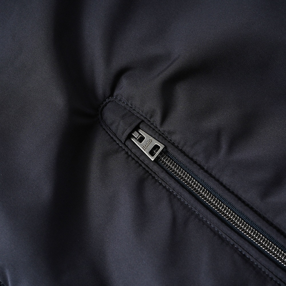 HERNO ヘルノ ポリエステル・コットンピケニット 中綿 ジップアップベスト MC000165U-72056 NAVY