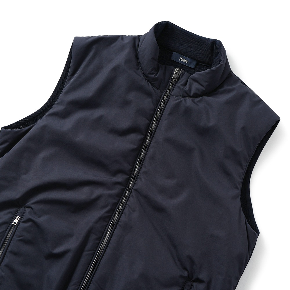 HERNO ヘルノ ポリエステル・コットンピケニット 中綿 ジップアップベスト MC000165U-72056 NAVY