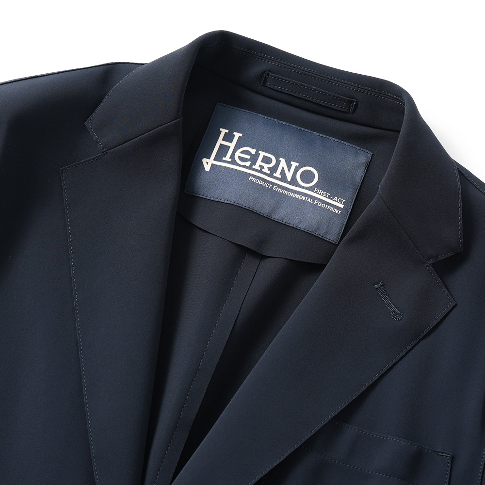 HERNO ヘルノ SCUBA LEGGERO NON LAVATO ストレッチナイロン 2B ジャケット GA000157U-12359S NAVY
