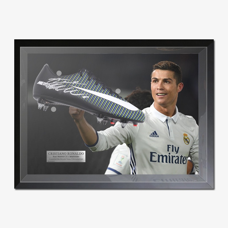 37 割引卸売 クリスティアーノロナウド直筆サイン入りフレーム ウェア サッカー フットサル Ipzw De