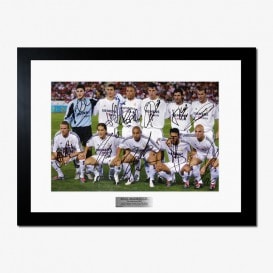 Realmadridの選手の直筆サイン入り集合写真 Realmadridの選手の直筆サイン入り集合写真