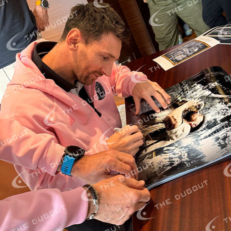 [��������22��] ��å�ľɮ���������ꥰ��ե��å������� "LOGRADO"