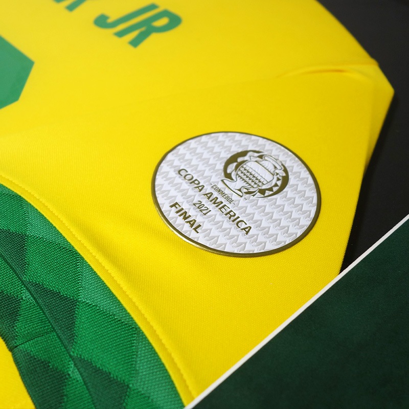 �ͥ��ޡ���ľɮ����������֥饸����ɽ2020�ۡ����˥ե����������ե졼��