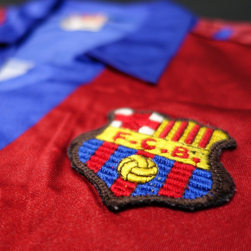 フアン・カルロス・ロホ実使用バルセロナ84/85ホームユニフォーム THE DUGOUT