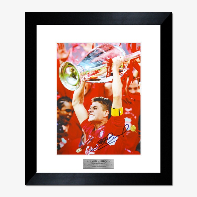 スティーブンジェラード直筆サインフォト(額入り) スティーブンジェラード直筆サインフォト(額入り)