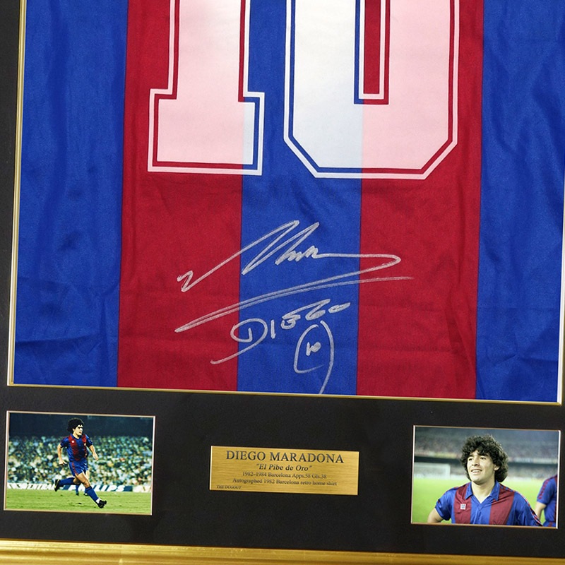 �ޥ�ɡ���ľɮ����������Х륻����1982�����ǥۡ����˥ե����������ե졼��