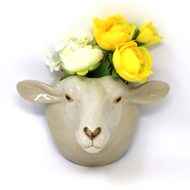 【Quail Ceramics】Suffolk White Wall Vase