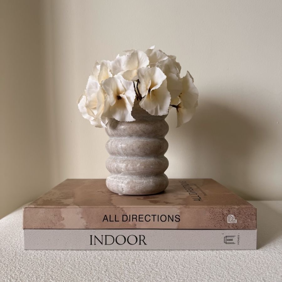 Pucker Marble Vase -Beige-