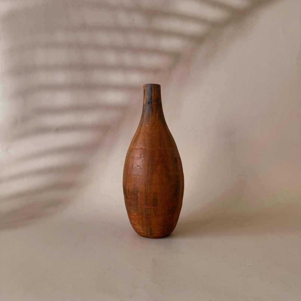 Terracotta vase (20cm)