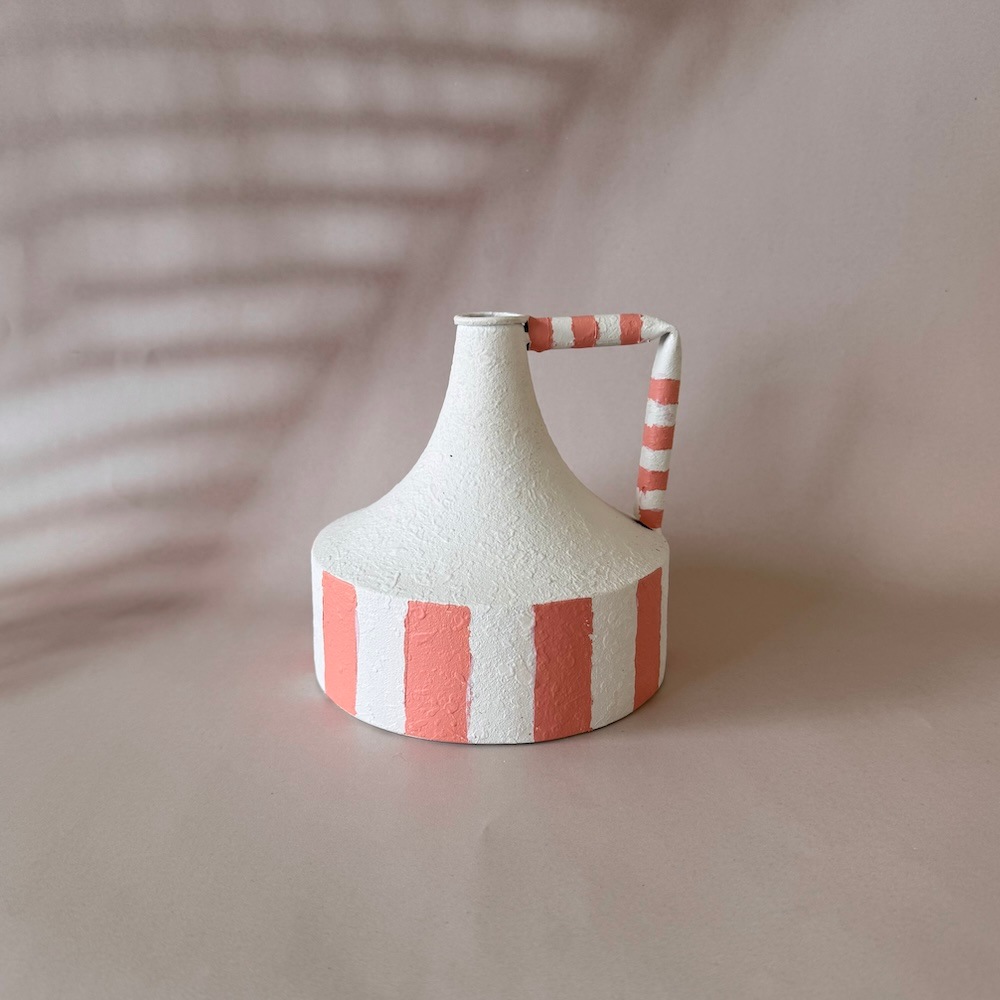 オーストラリア直輸入コーラル×ホワイトのフラワーベース ｜ アイアン