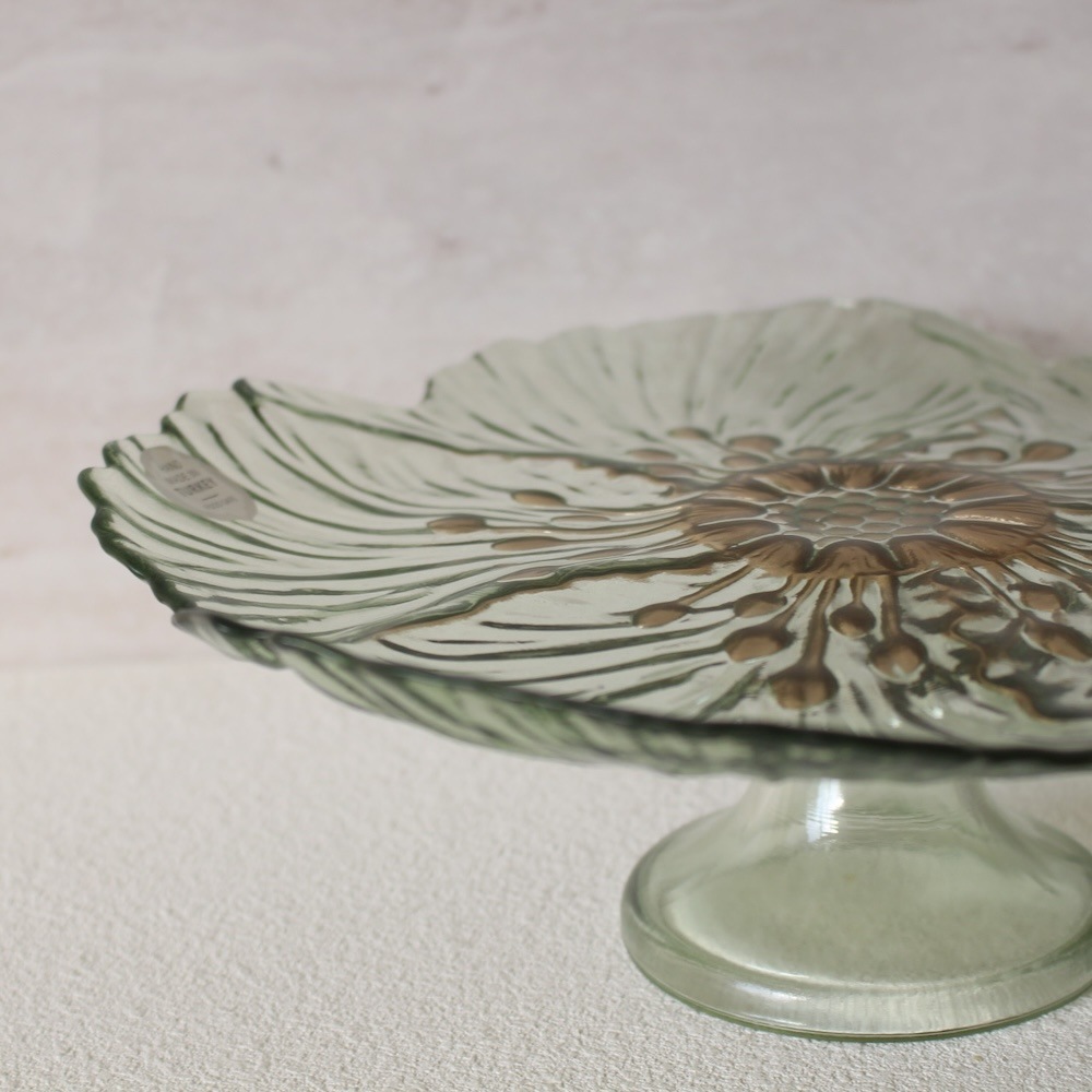 Abigail Glass Footed Cake Plate