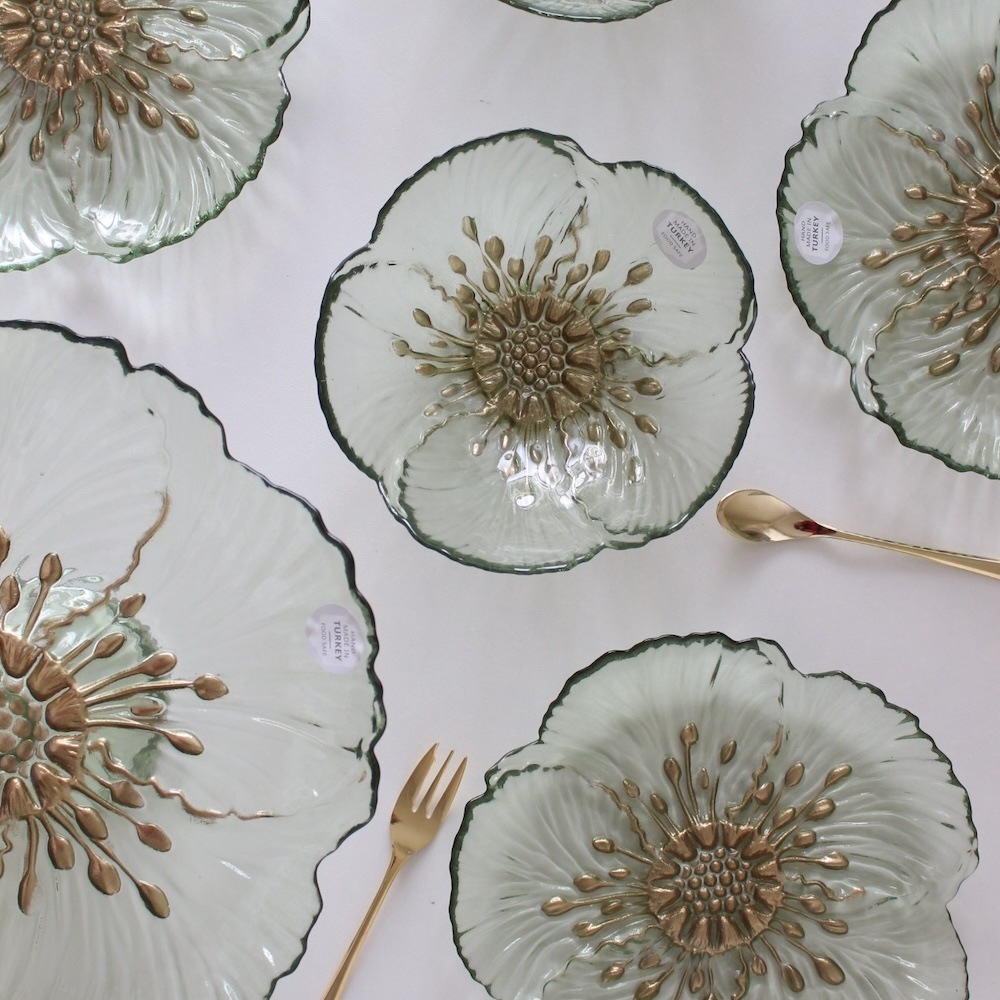Abigail Glass Footed Cake Plate