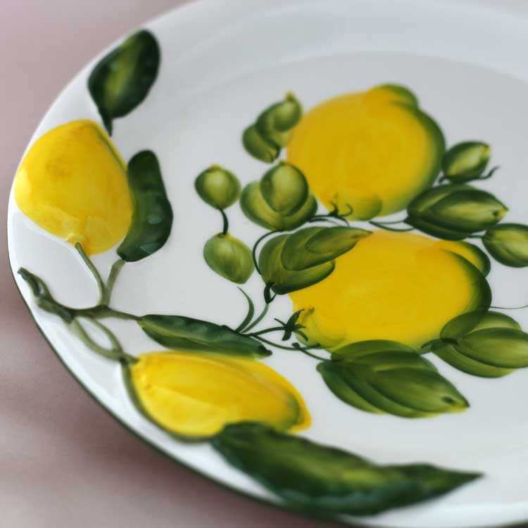 イタリア産レモン柄のお皿｜陶器製 ラウンドディッシュ ハンドペイント