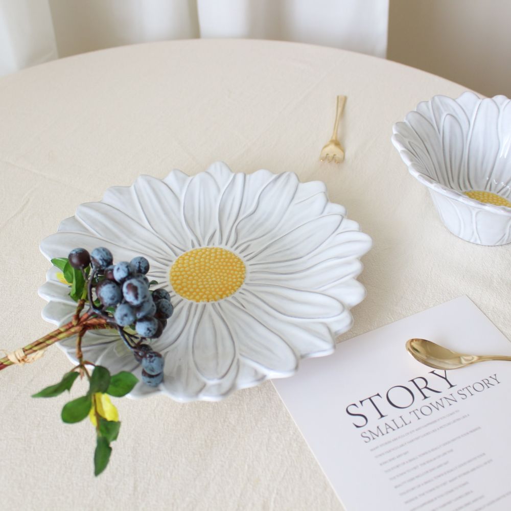 マリアフラワーお花のお皿 ｜ デザートプレート ボルダロピニェイロ