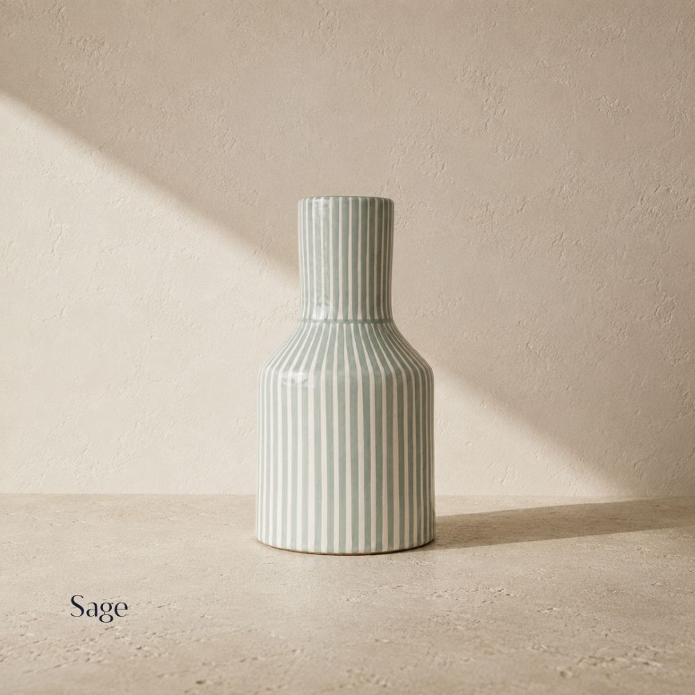 Garafe Vase