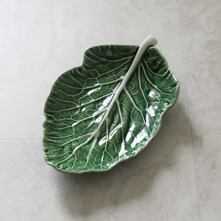 Cabbage Leaf Plate (25cm)