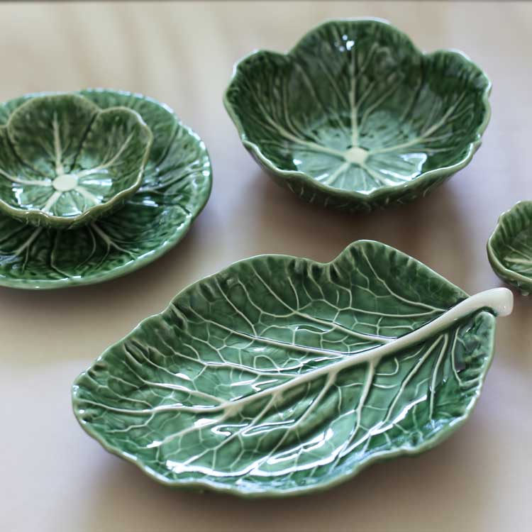 Cabbage Leaf Plate (25cm)