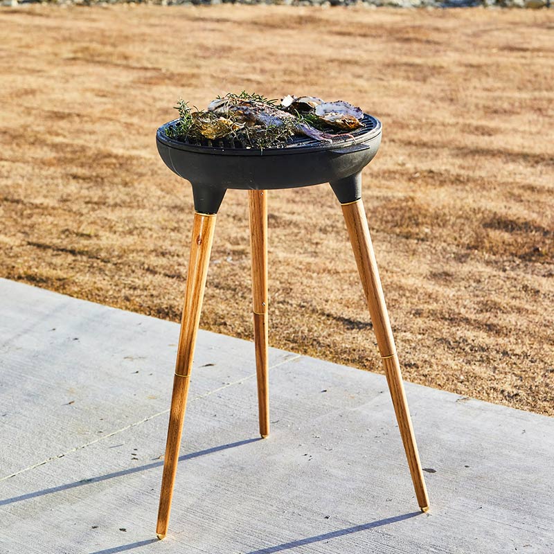 ץåסa+design  BBQ  prop