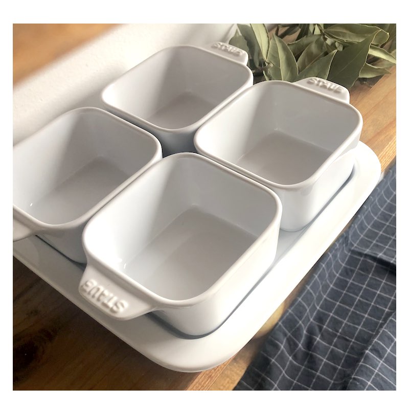 ���ڥ����������å� / �ۥ磻�ȡ���STAUB��