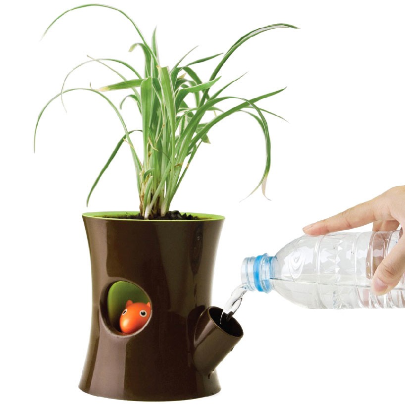 クオリー QUALY フラワーポット ログ&スクイレル 植木鉢 LOG