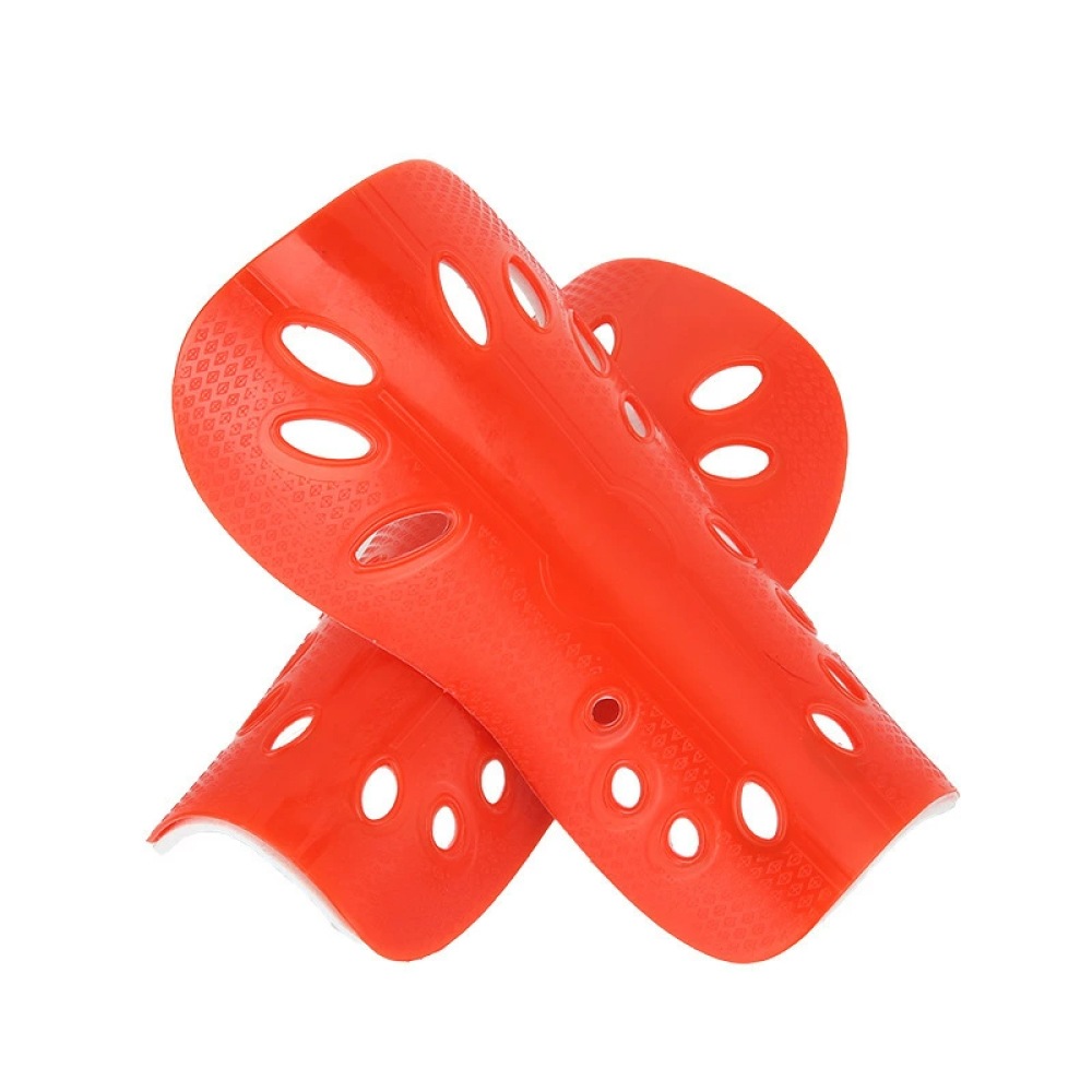 ���󥬡��� RED