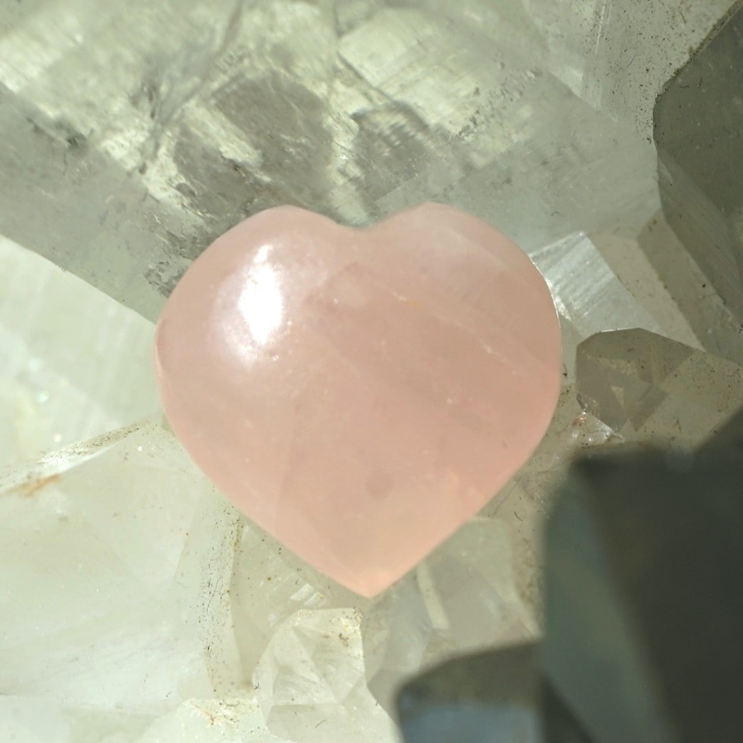 もち様❤おまとめ専用  ハイストーン(石膏製)キリストオブジェ ホワイト Amazon.co.jp: 石膏像 A－379 キリスト全身像 H．39cm