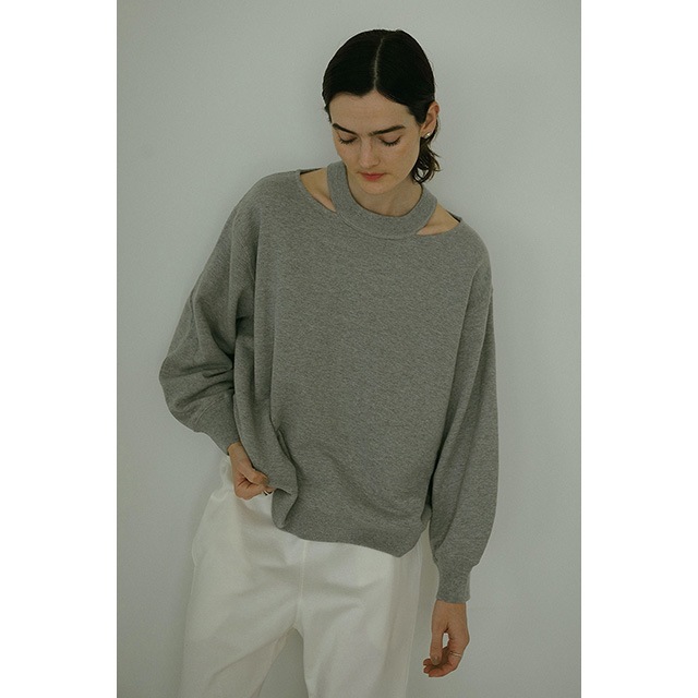 MANOF / �ޥΥ� SLIT NECK SWEAT