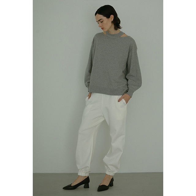 MANOF / �ޥΥ� SLIT NECK SWEAT