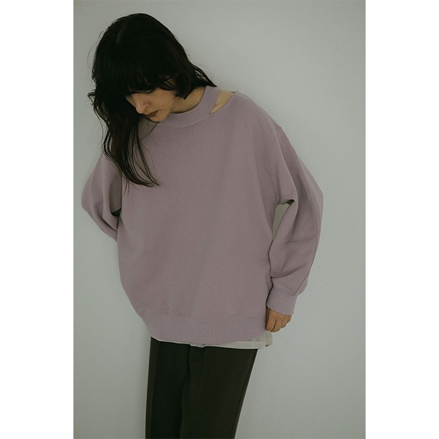 MANOF / �ޥΥ� SLIT NECK SWEAT